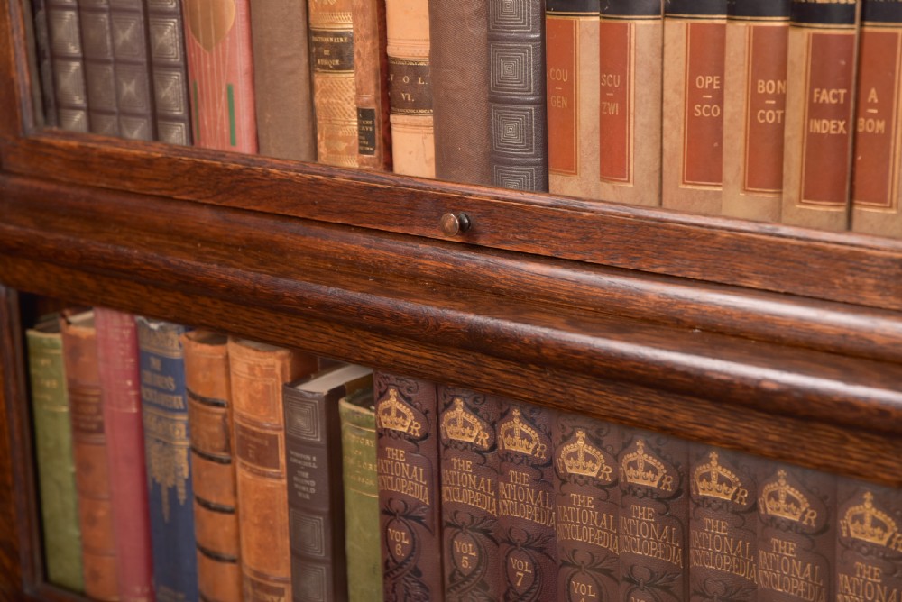 Globe Wernicke Oak 7 Section Bookcase  View VIII