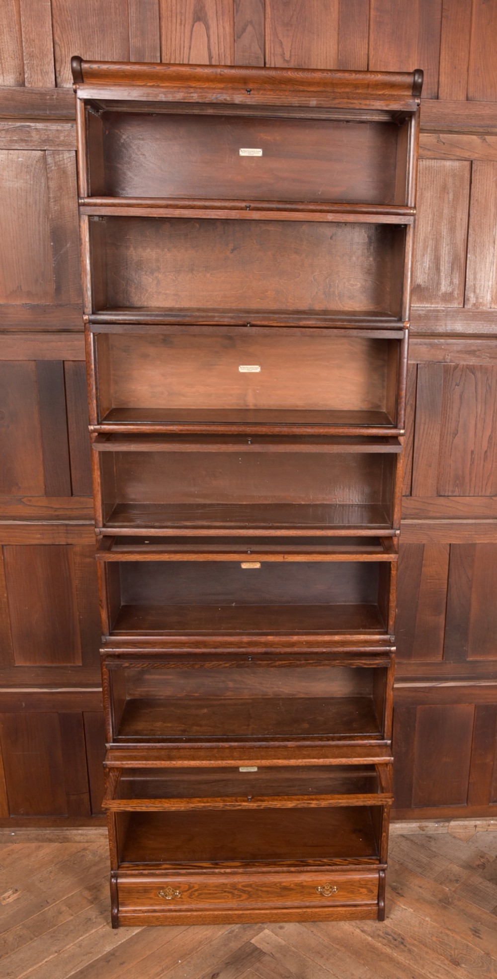 Globe Wernicke Oak 7 Section Bookcase  View XIII