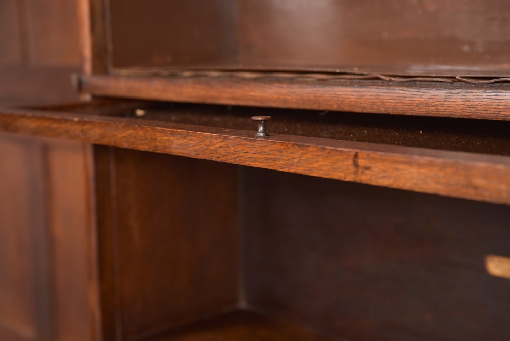 Globe Wernicke Oak 7 Section Bookcase  View XV