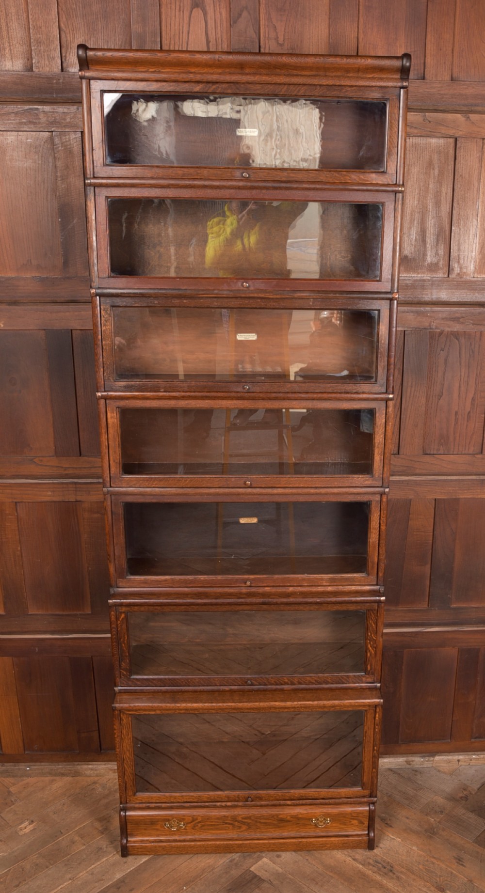 Globe Wernicke Oak 7 Section Bookcase  View XVI