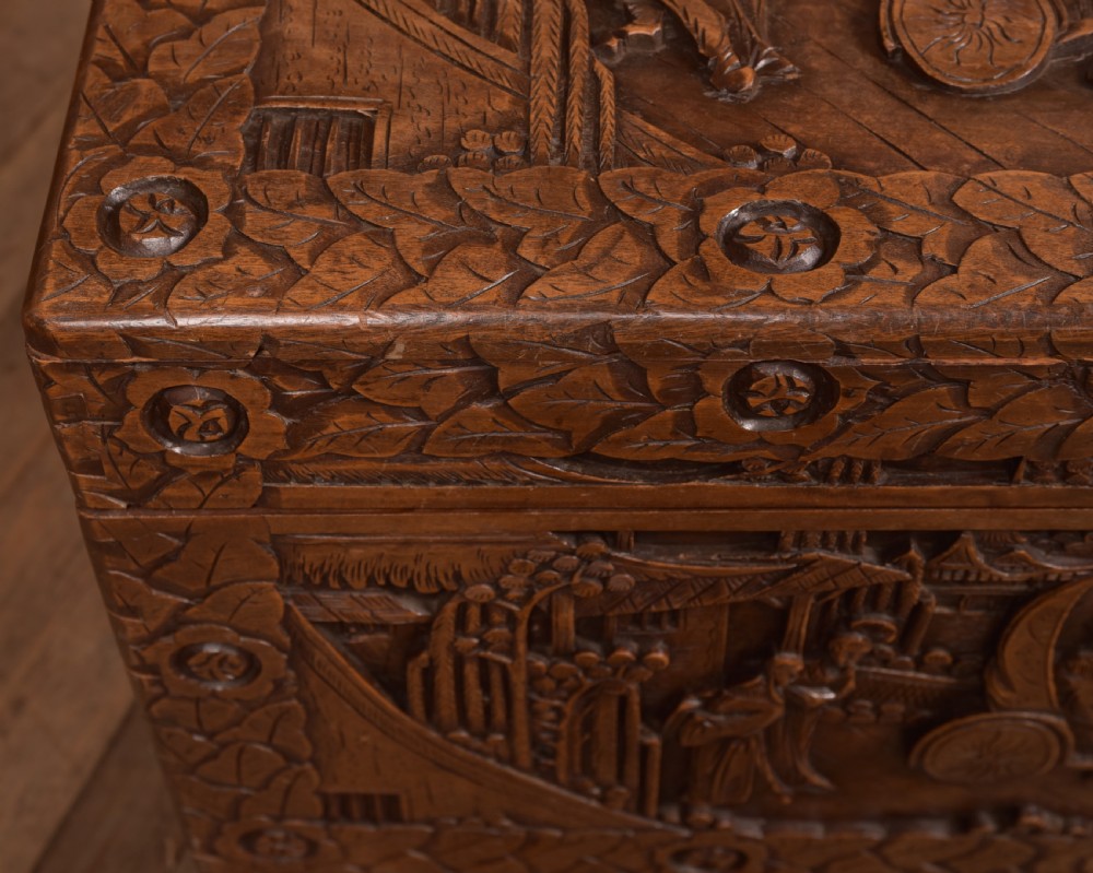 Chinese Camphor wood storage / blanket box View V