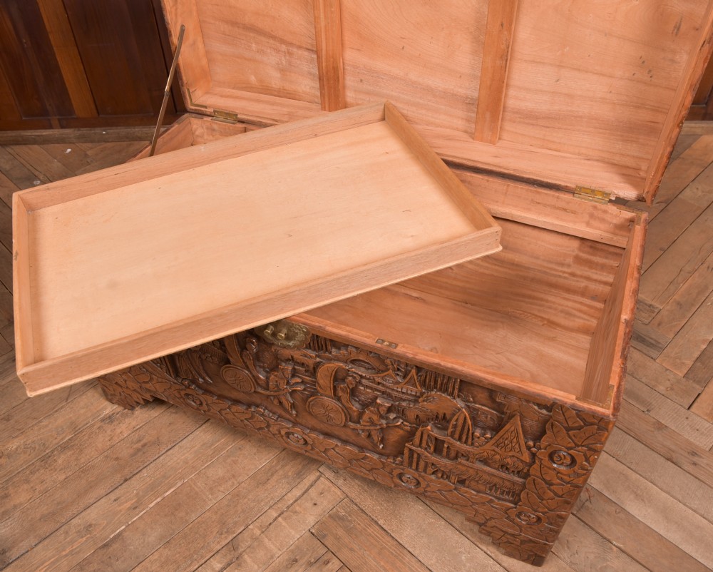 Chinese Camphor wood storage / blanket box View XI