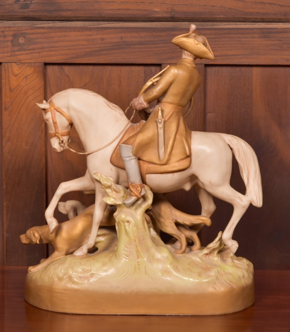 Royal Dux Huntsman View VII