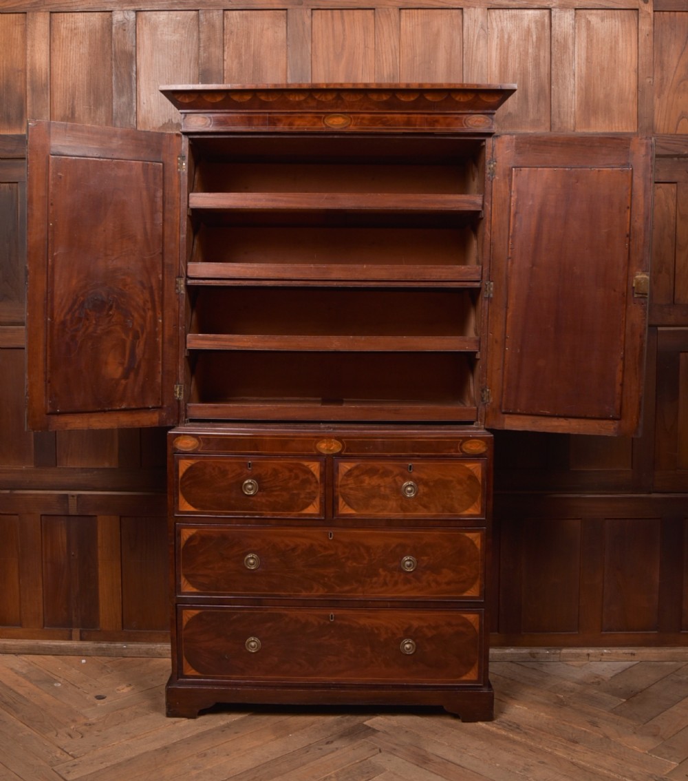 Georgian Mahogany Linen Press View VIII
