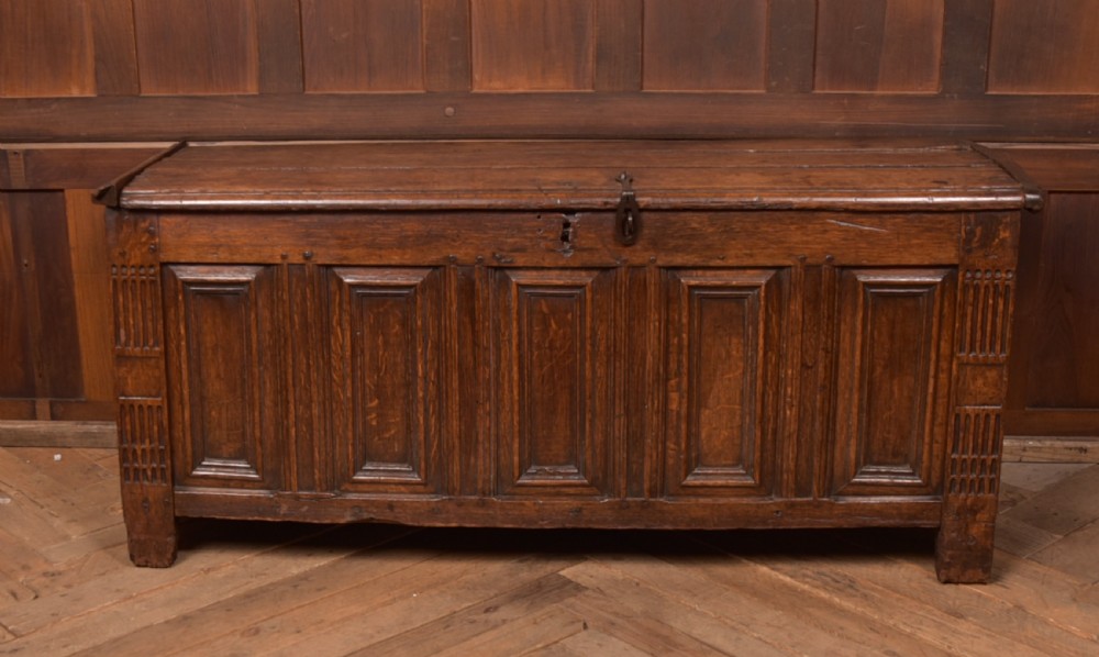 18th Century Oak Coffer View VIII