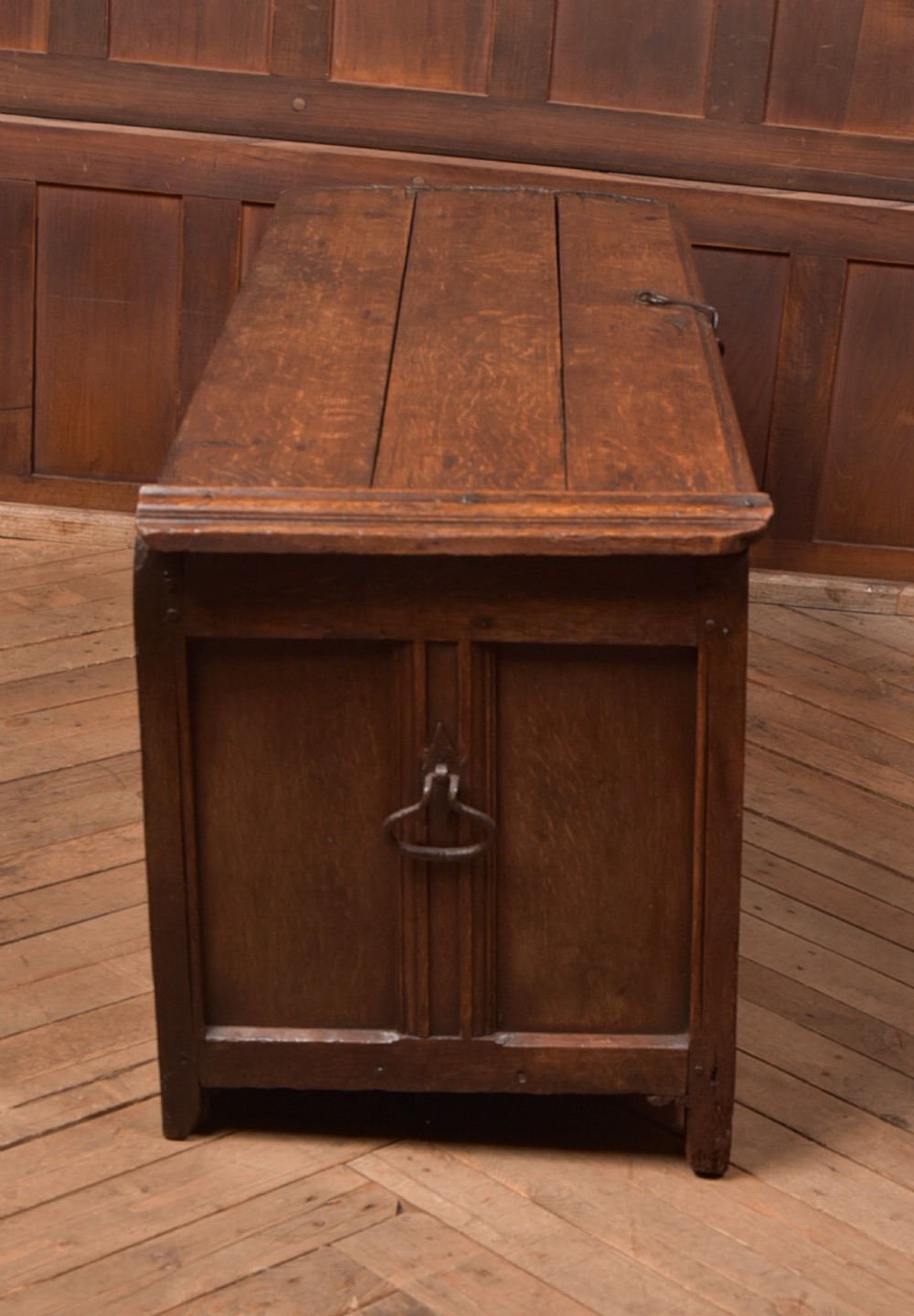 18th Century Oak Coffer View XXII