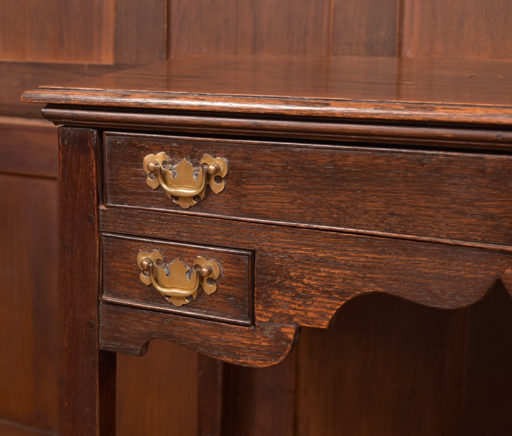 18th Century Oak Lowboy   View VI