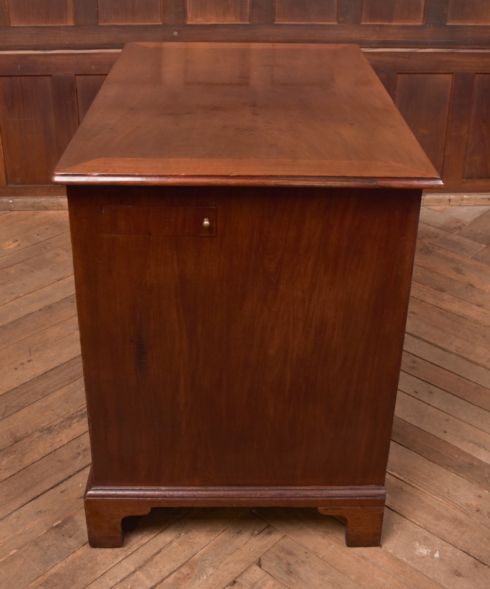 Georgian Mahogany Knee Hole Desk View XVII