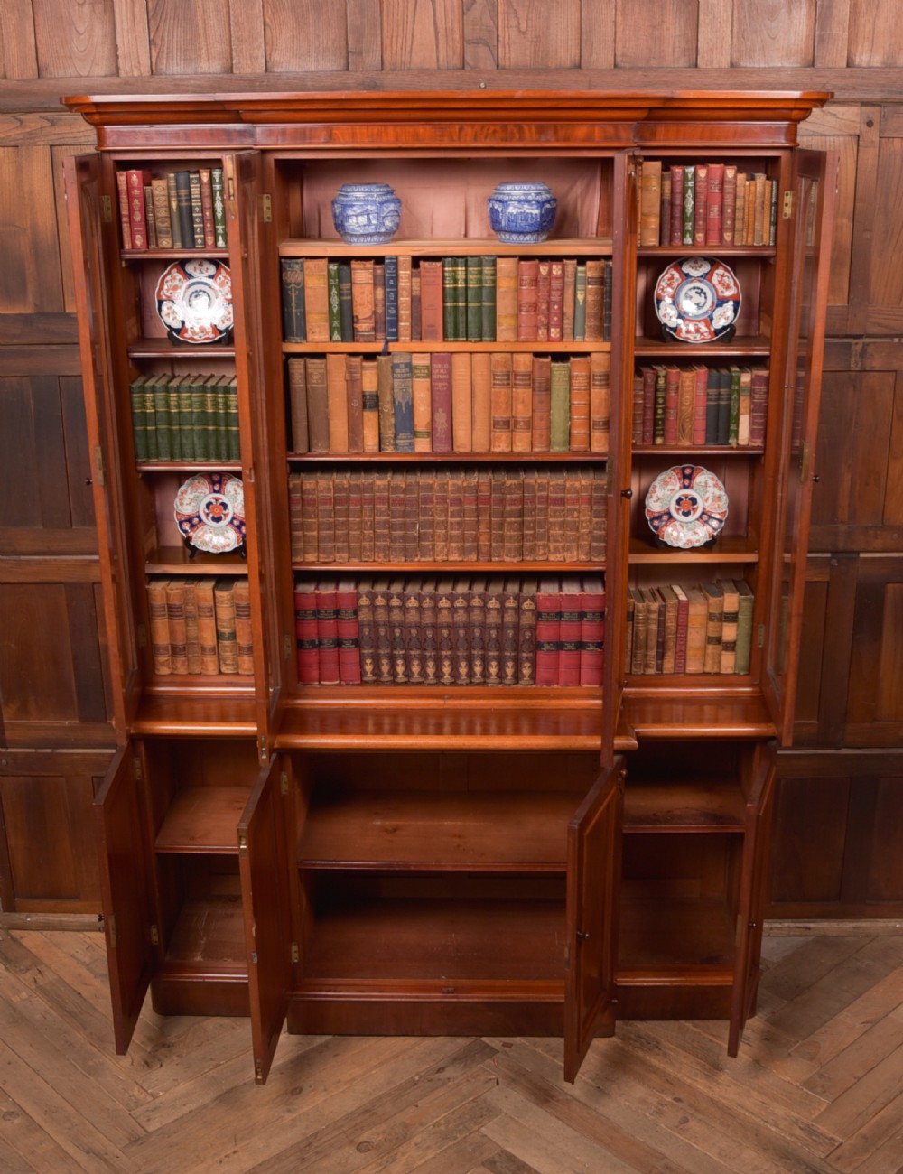 Victorian Mahogany Breakfront Bookcase View XXV