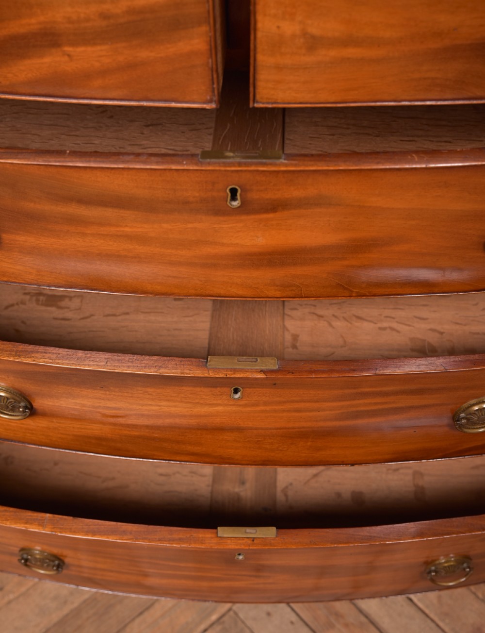 Early 19th Century Chest of Drawers View IV
