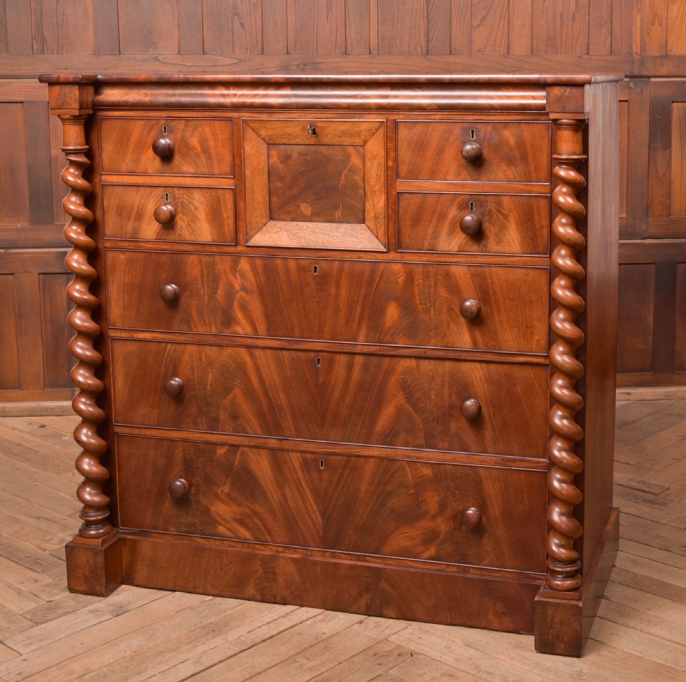 Victorian Mahogany Chest of Drawers