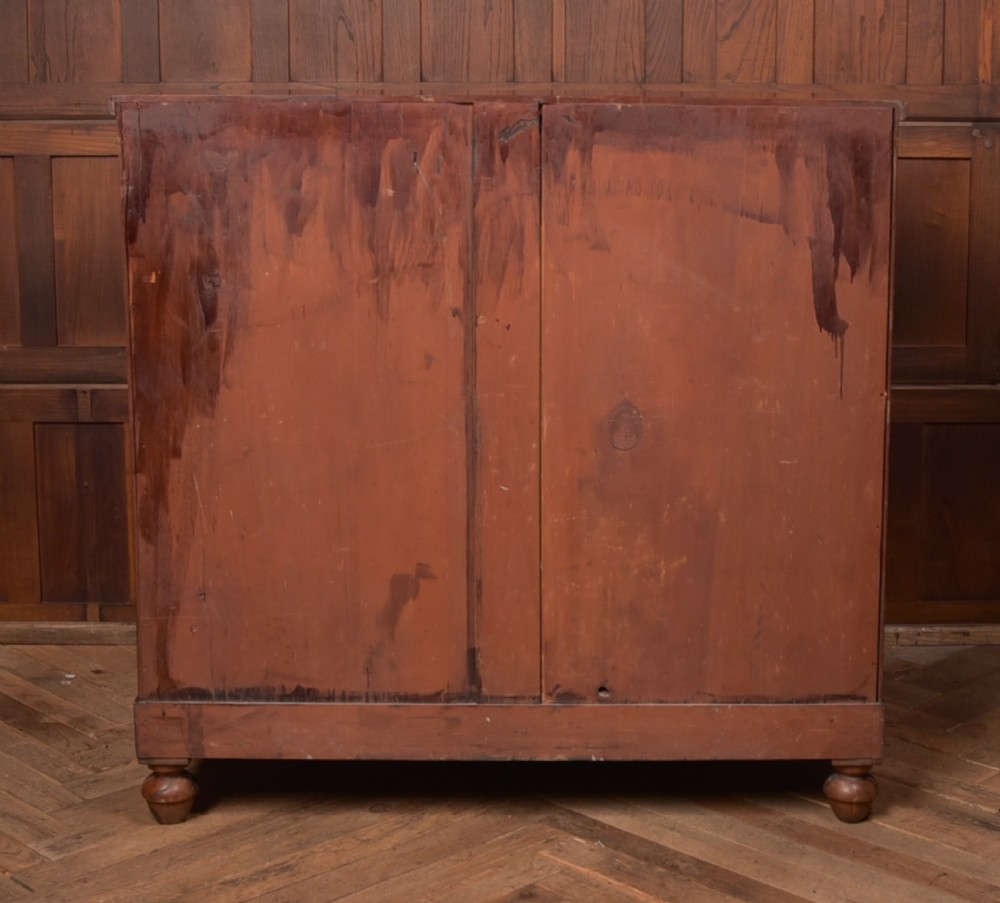 Victorian Scottish Column Chest View X