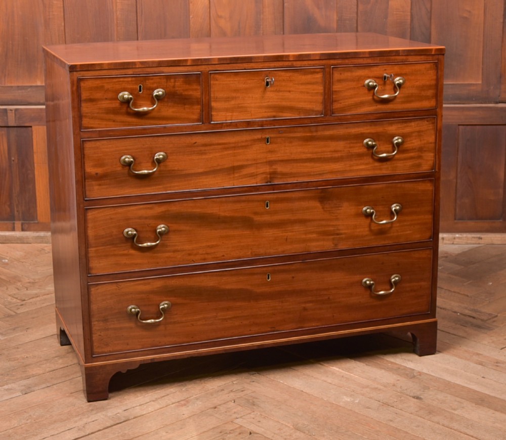 Georgian Mahogany Chest of Drawers