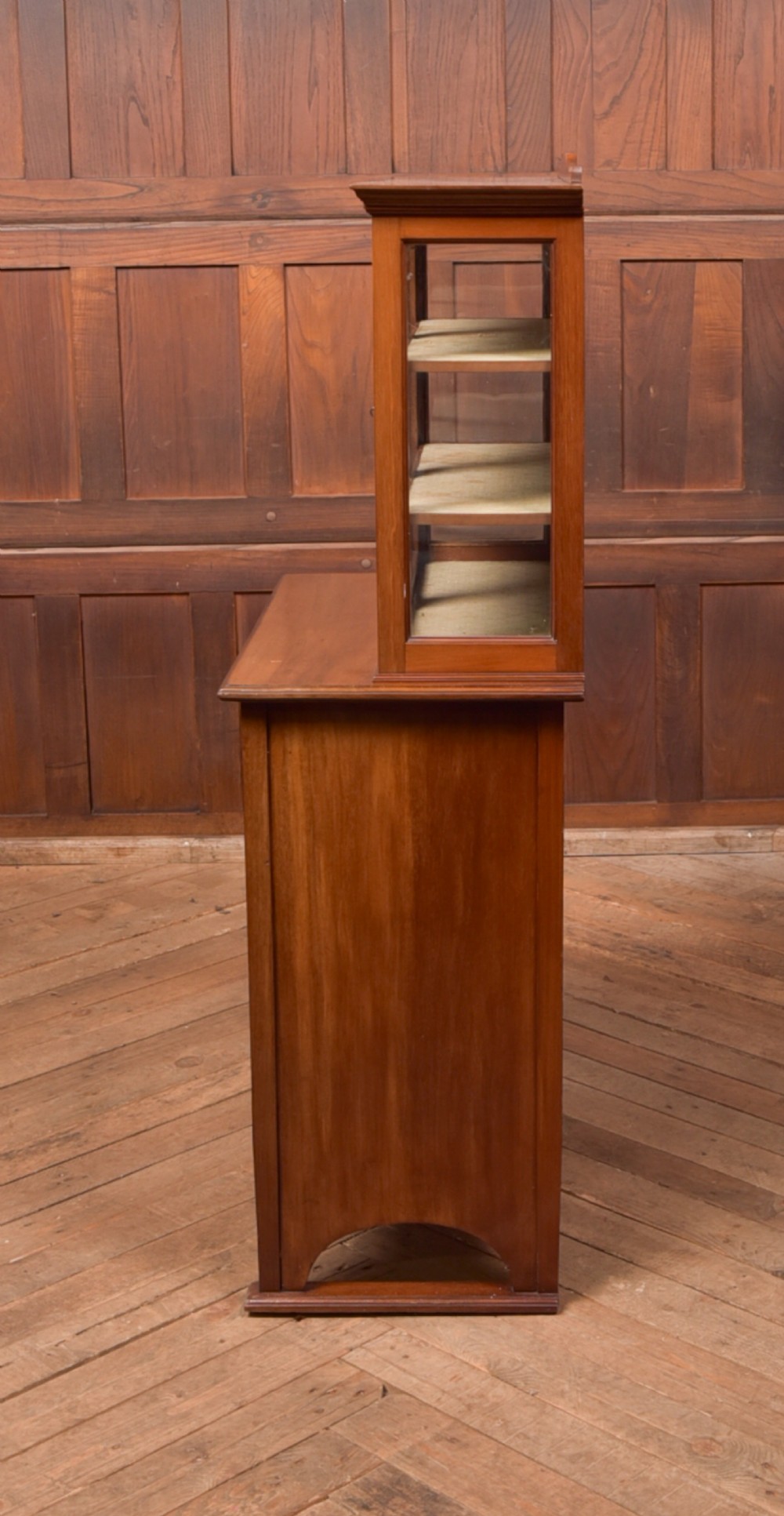 Edwardian Red Walnut Display Cabinet View VI
