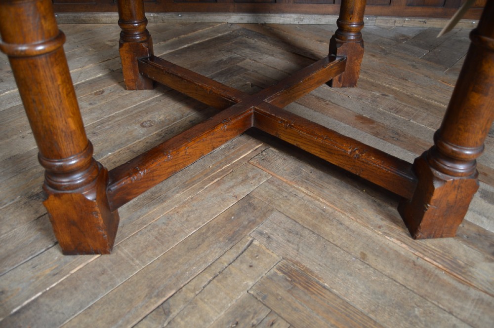 Oak Pull-Out Table View VI