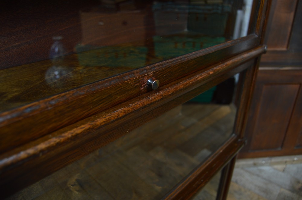 Edwardian Oak Globe Wernicke 3 Sectional Bookcase View XIX