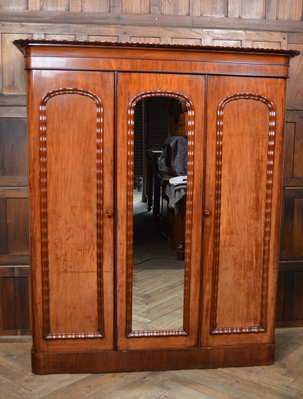 Victorian Mahogany 3 Door Wardrobe