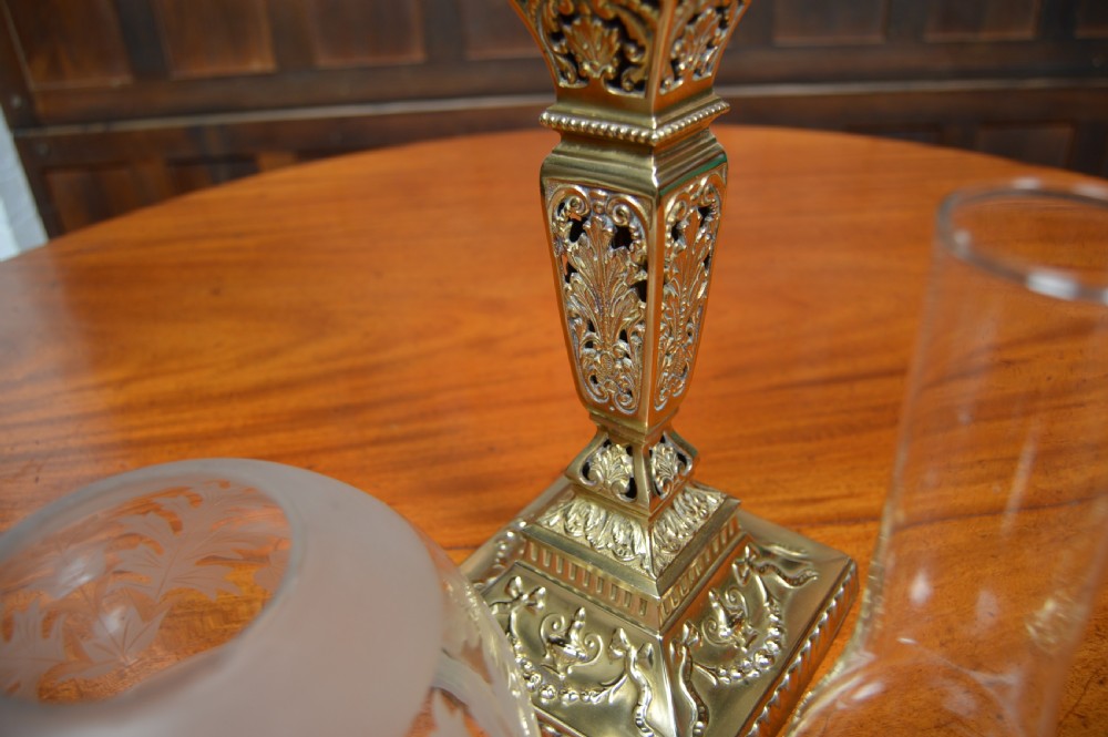 Victorian Brass Paraffin Lamp View VI