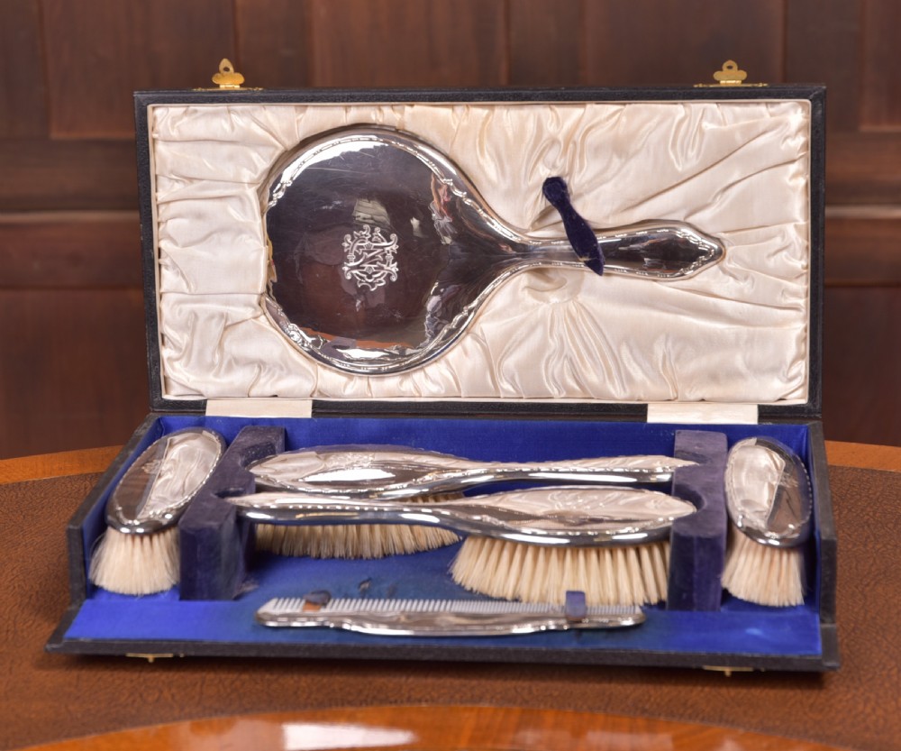 Walker And Hall Silver Dressing Table Set  View III