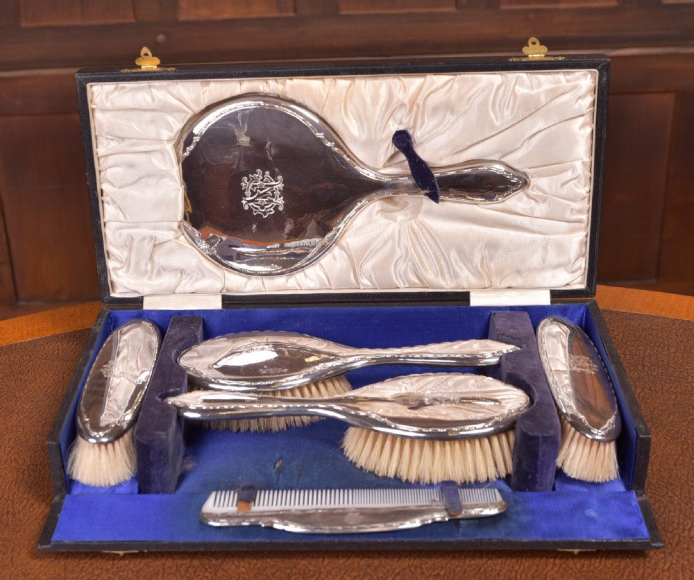 Walker And Hall Silver Dressing Table Set  View V