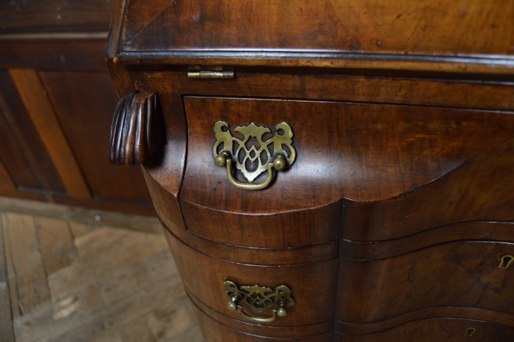 Walnut Writing Bureau View IX