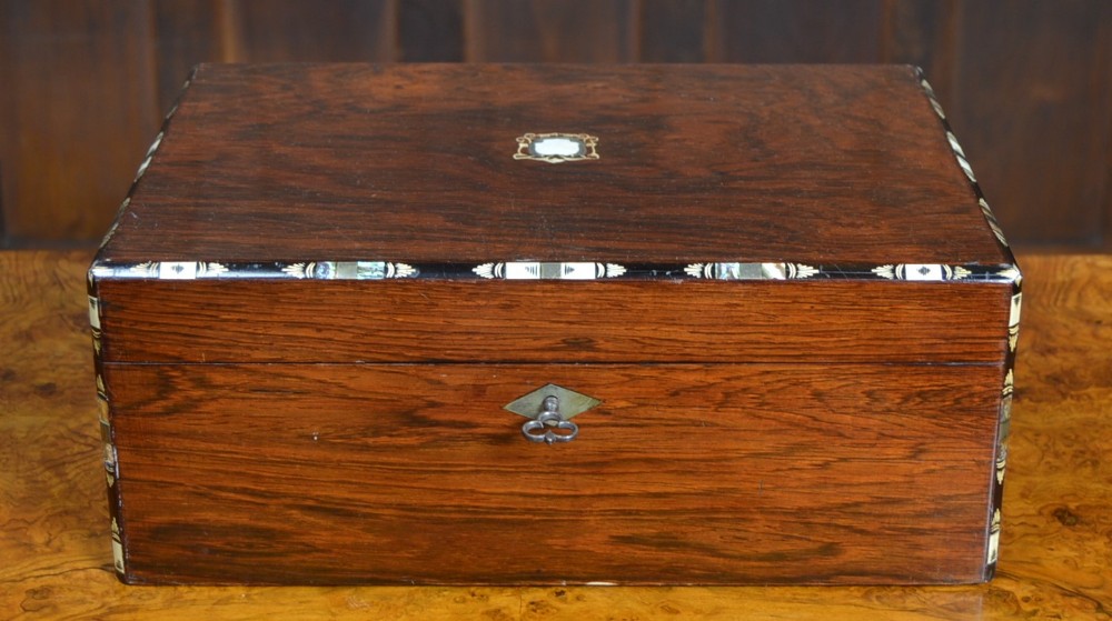 Victorian Rosewood Sewing / Jewellery Box 