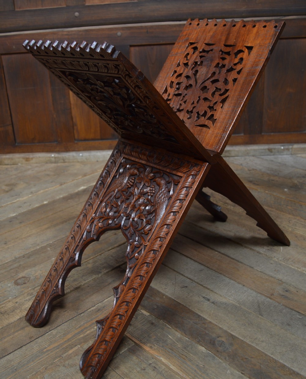 Islamic Style Book Stand