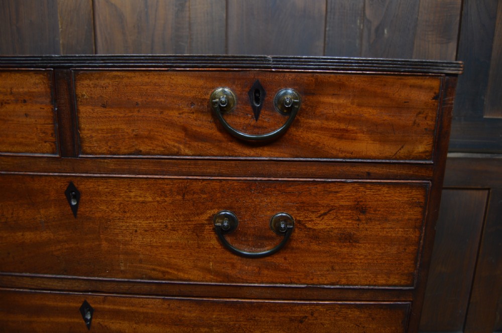 Georgian Mahogany Chest of Drawers View VIII