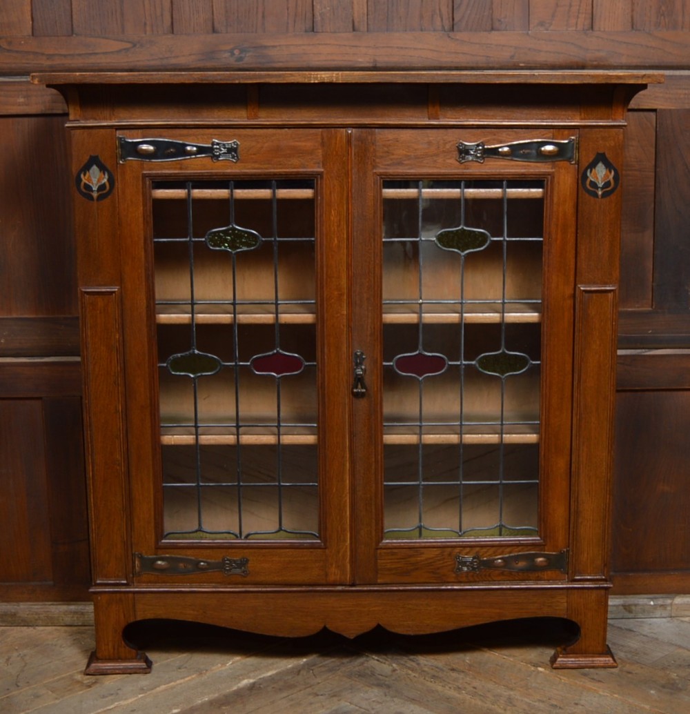 Arts & Crafts Oak Bookcase / Display Cabinet