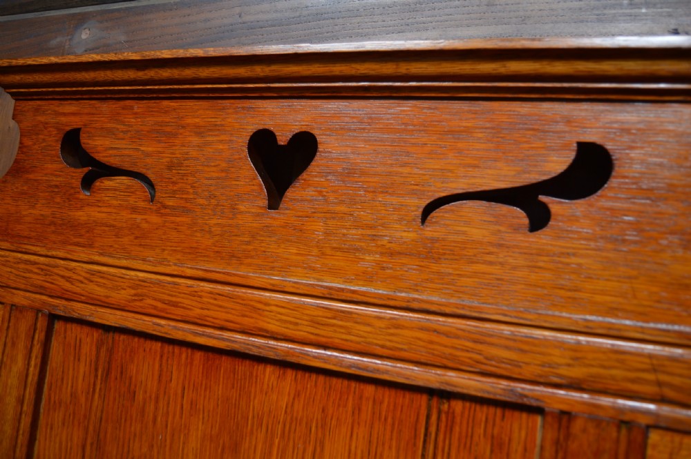 Arts & Crafts Oak Hall Bench View VII
