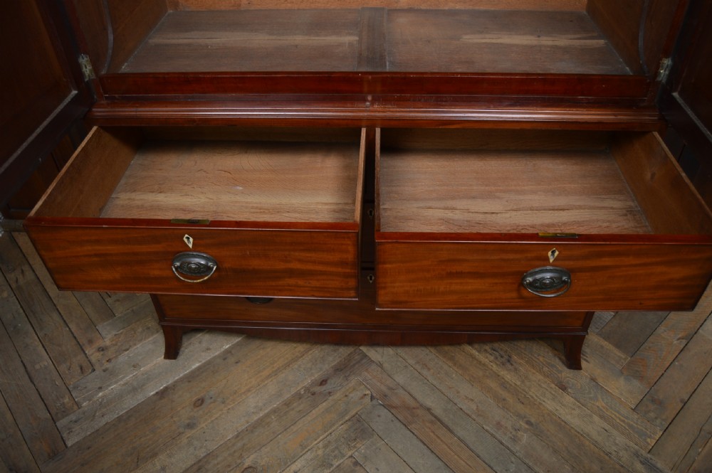 Regency Mahogany Linen Press View X