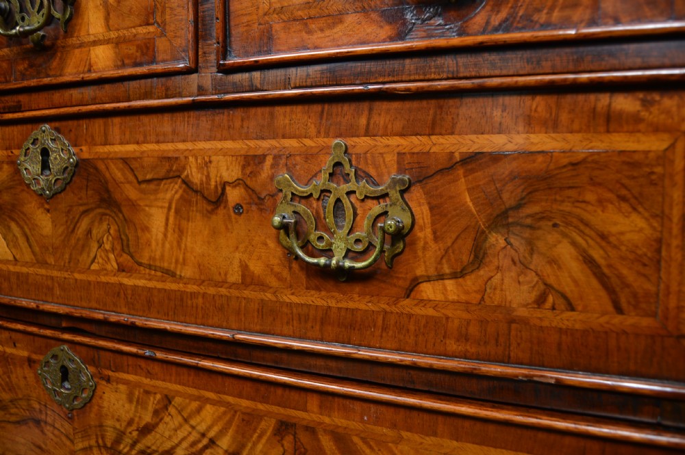 18th Century Walnut Chest on Chest View VII