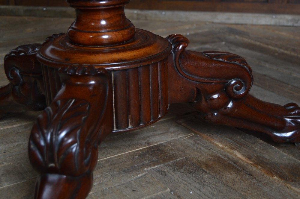French Gueridon/ Central Table View VI