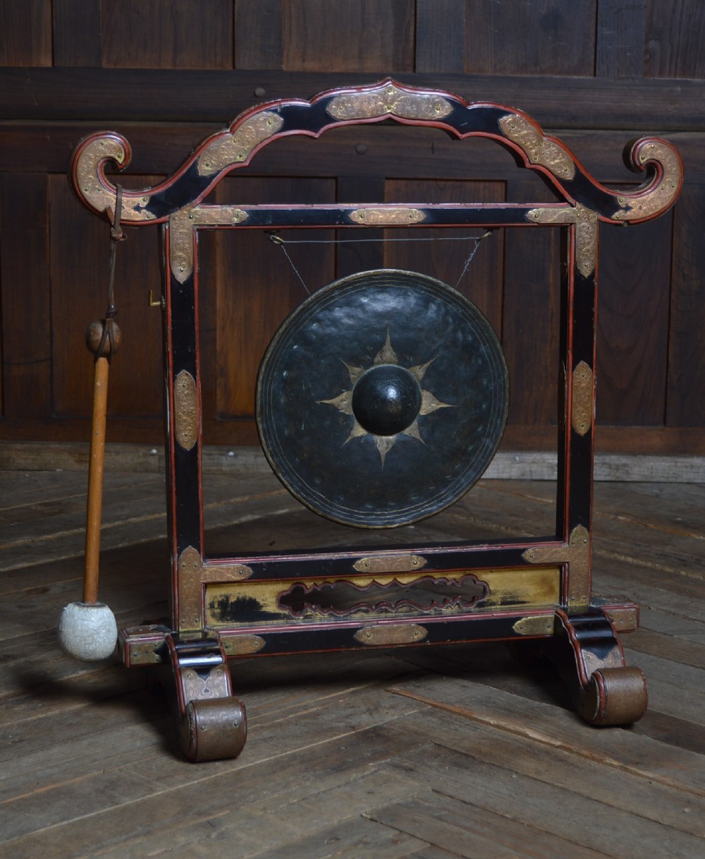 Chinese Gong