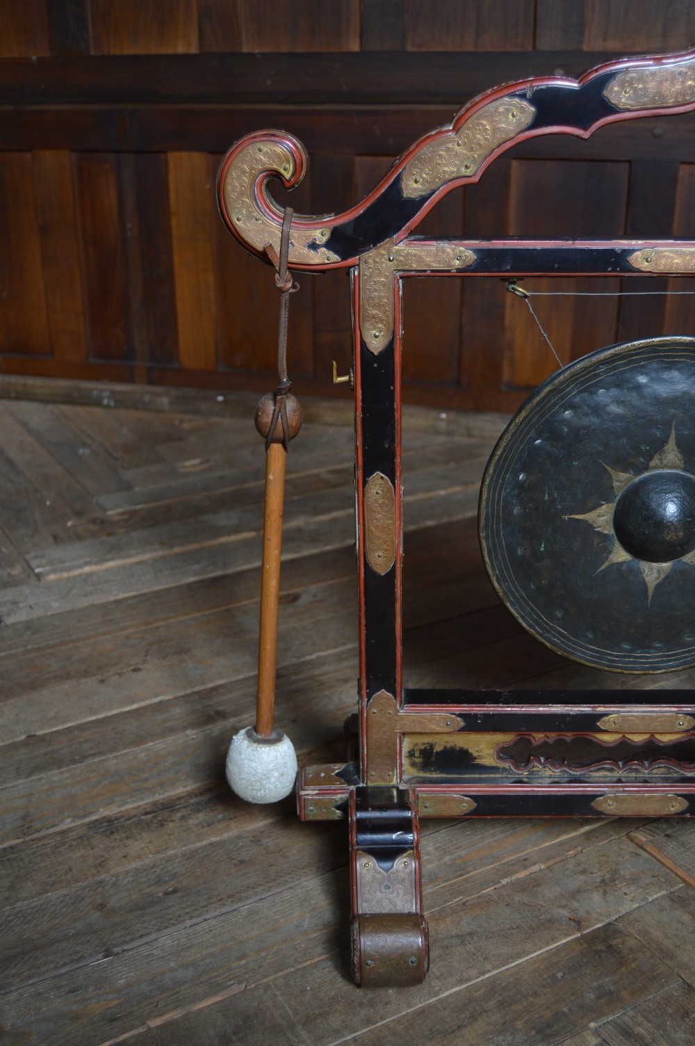 Chinese Gong View V