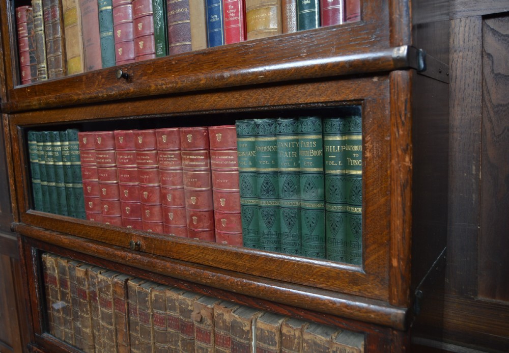 Globe Wernicke 4  Sectional Oak Bookcase View VII