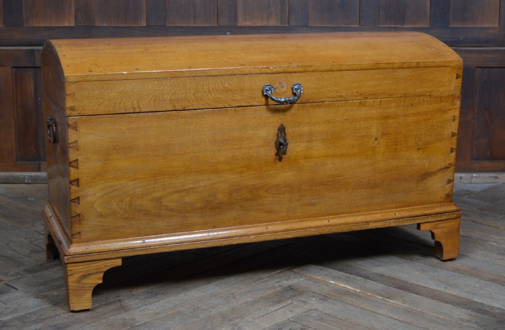 Victorian Dome Top Oak Storage / Blanket Box