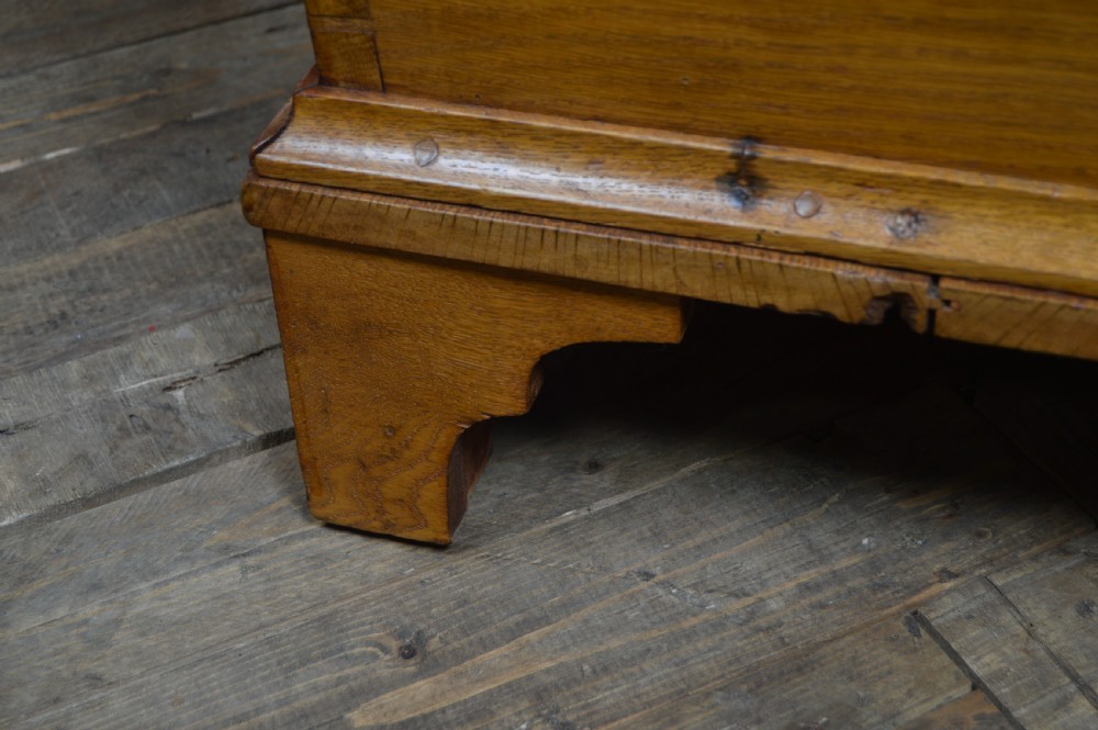 Victorian Dome Top Oak Storage / Blanket Box View XV