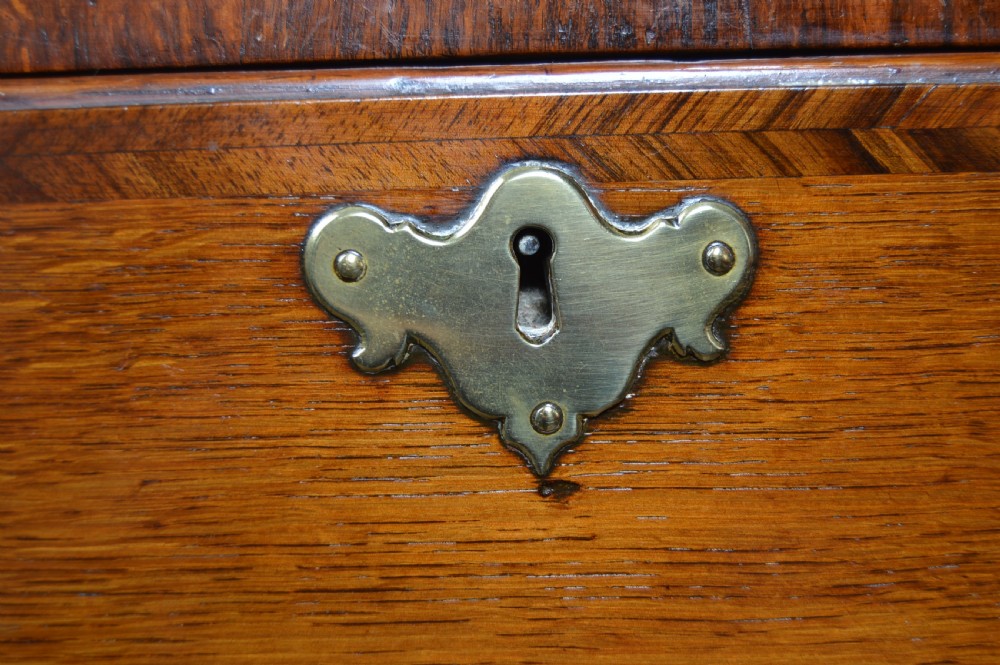 Georgian Oak Chest on Chest View II