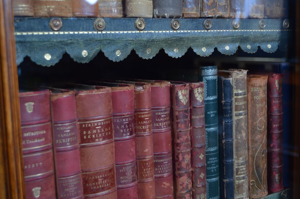 Victorian Pollard Oak Bookcase View XI