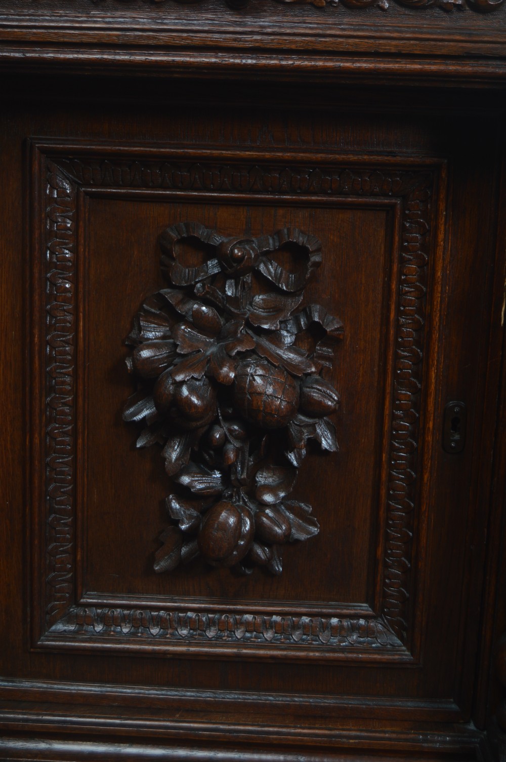 Continental Oak Mirror Back Sideboard View XXII