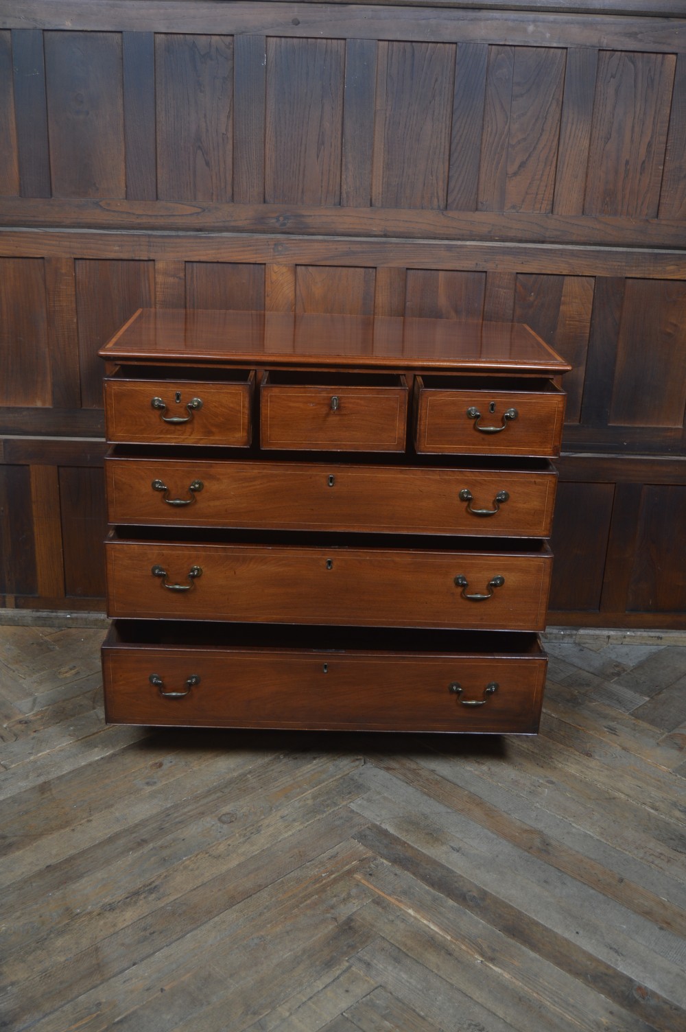 Georgian Mahogany Chest of Drawers View IX