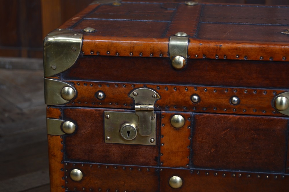 Royal Marines Officers Trunk View X
