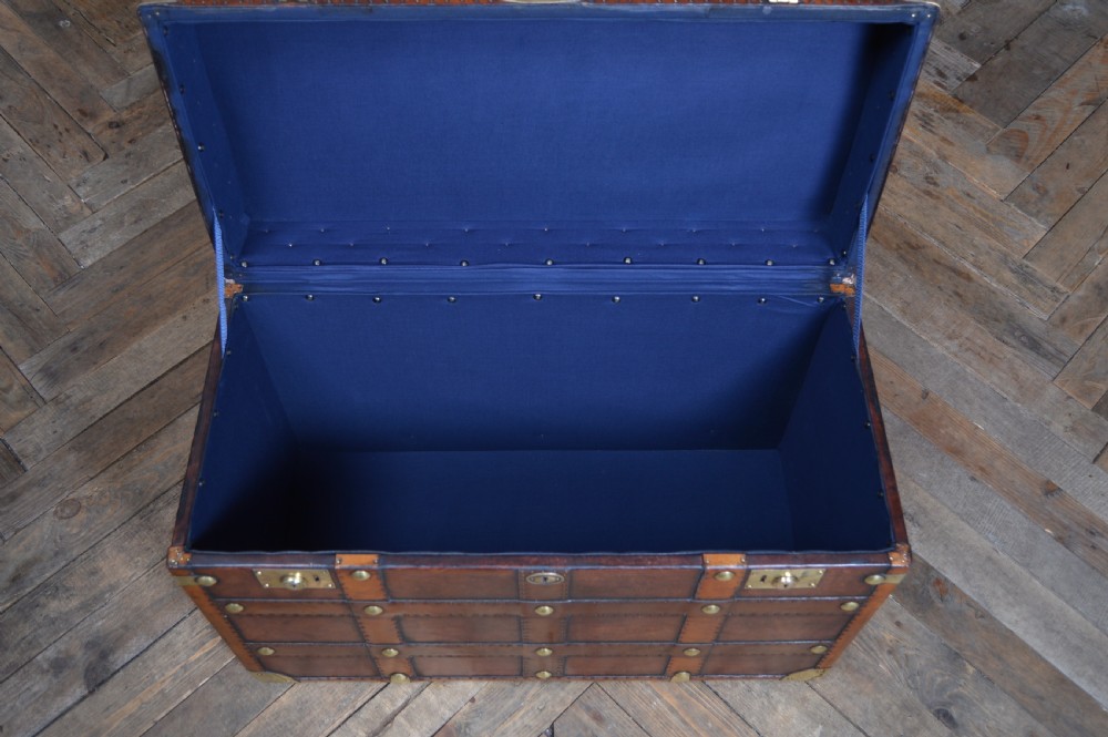 Royal Marines Officers Trunk View XII