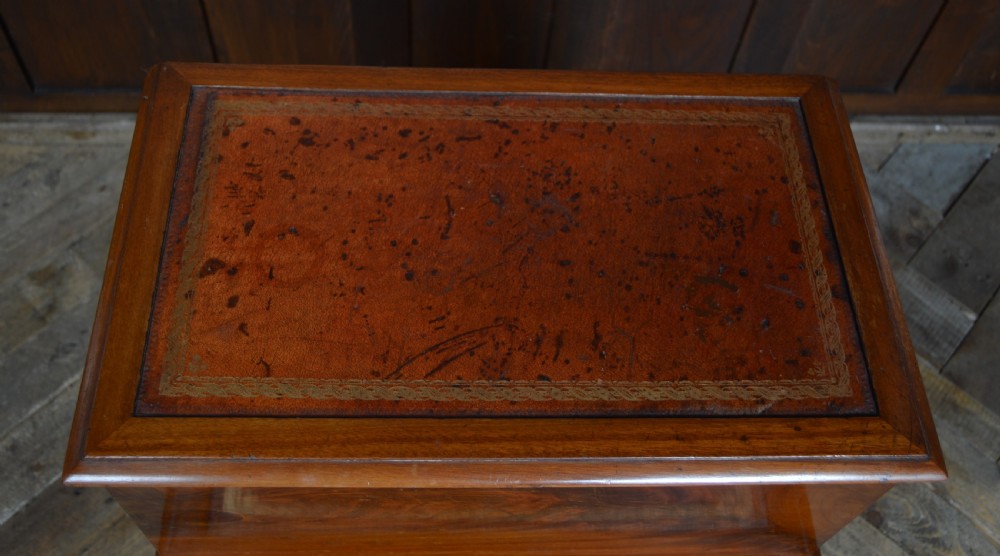 Victorian Mahogany Library Steps View XVIII