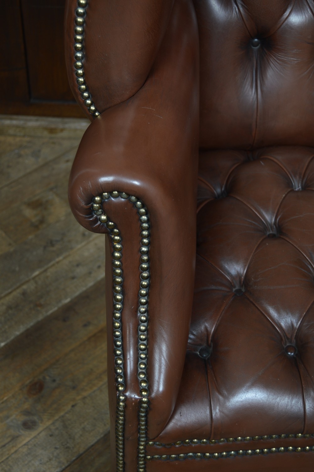 Chesterfield Porter Chair View X