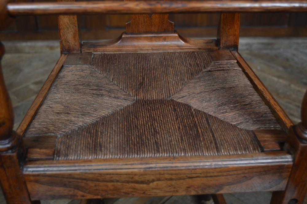Georgian Elm Child's High Chair View X