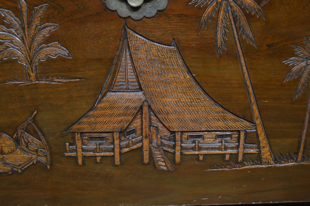 Chinese Camphor Wood Blanket / Storage Box View V