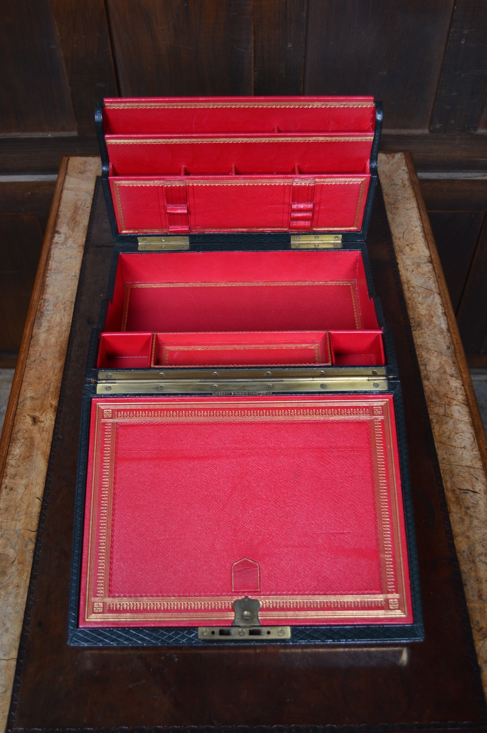 Scottish Victorian Leather Writing / Stationery Box View XIV
