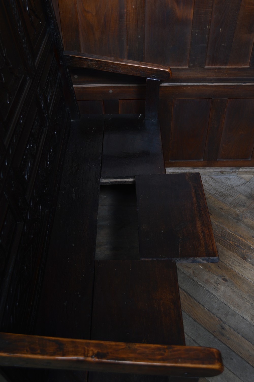 18th Century Oak Hall Seat/ Settle View XIII